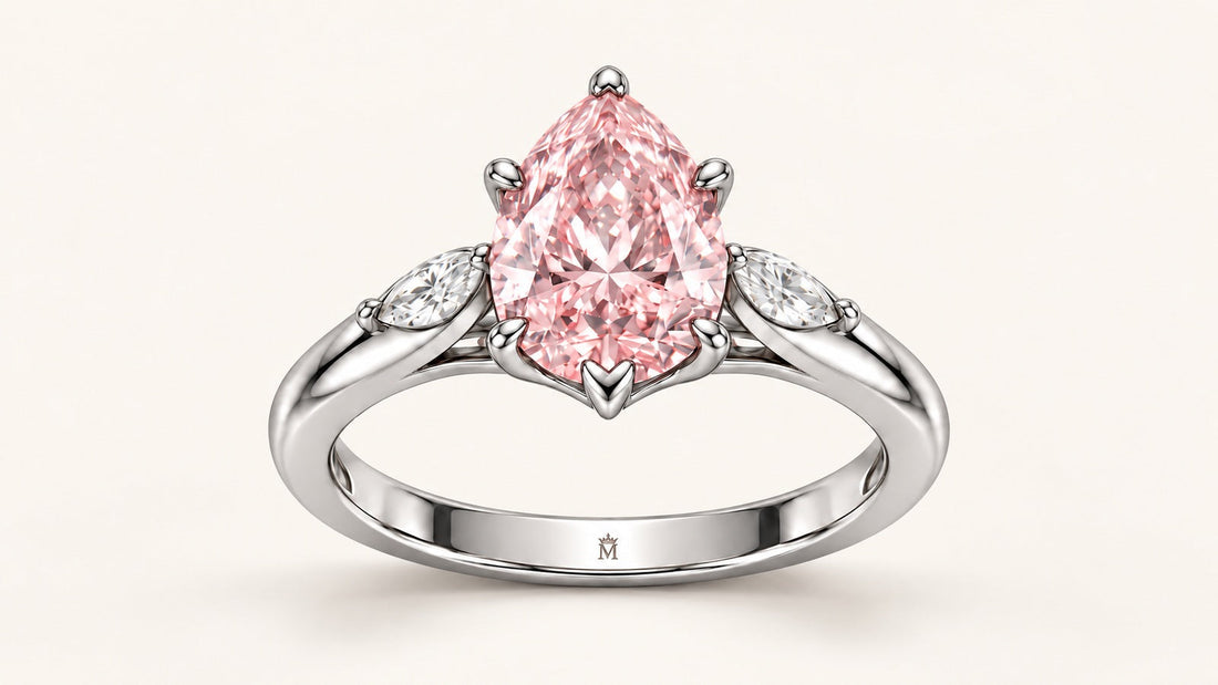 AI design visualization of MISSISSI Rosée pink pear-shaped lab-grown diamond ring with two white marquise accents
