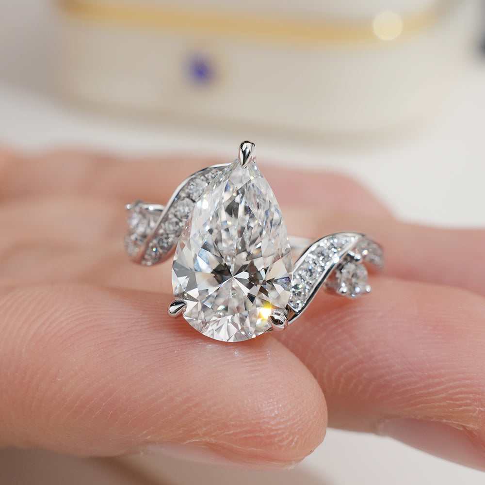Luxury Heart-Shaped Diamond Ring | New Fashion Design, Elegant & Timeless