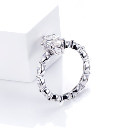 18K Gold Marquise Diamond Ring | Elegant & Luxury Jewelry for Engagement, Wedding & Anniversary Gifts