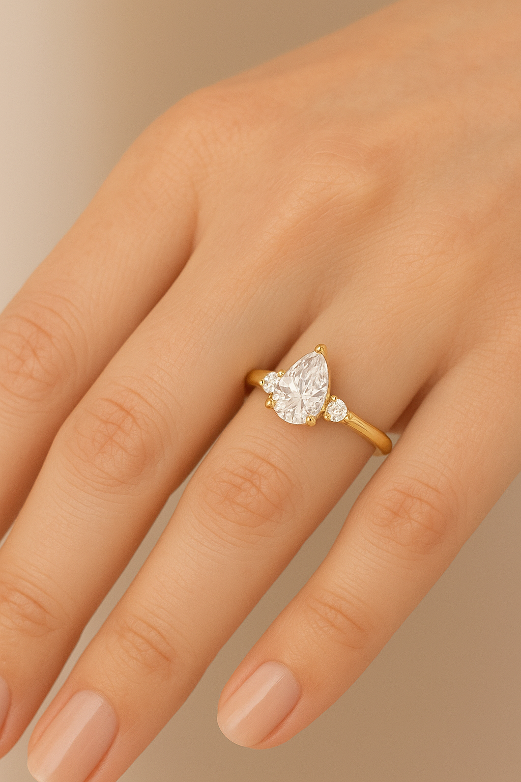 18K Gold Pear-Shaped Diamond Ring | Elegant Engagement, Wedding & Anniversary Jewelry for Women