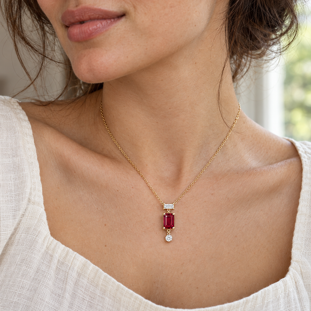 MISSISSI Pendant Interval lab-grown ruby necklace, yellow gold, adult worn design visualization