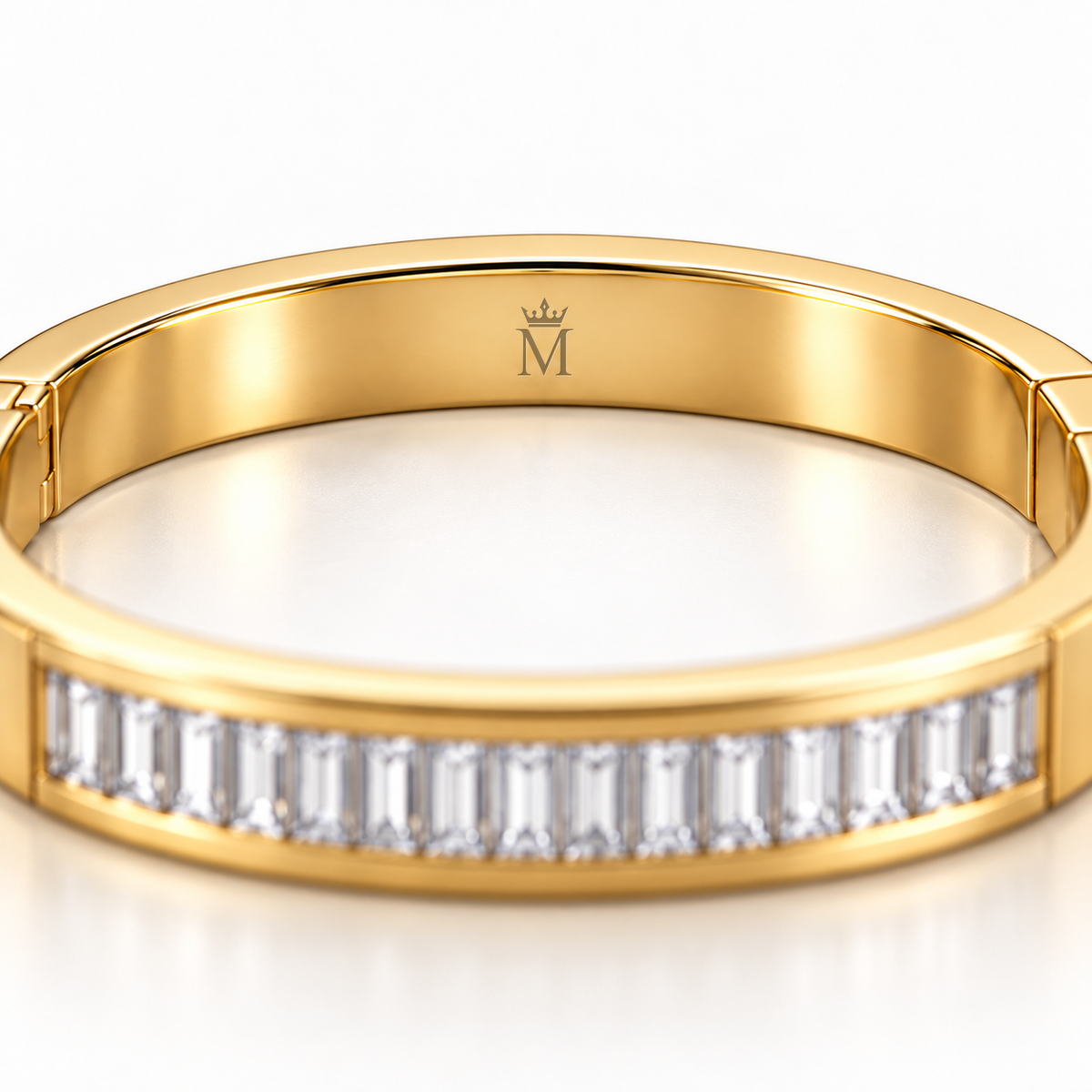 LINEA interior crown-over-M engraving on the rear band; design visualization