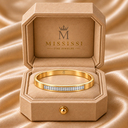 LINEA bangle in a champagne octagonal MISSISSI jewelry box; design visualization
