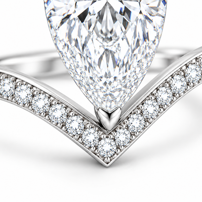 MISSISSI 1 Carat Pear-Shaped Lab-Grown Diamond Ring | E/VVS, IGI, 9K White Gold, pear-shaped diamond and tip-prong close-up. Design visualization.
