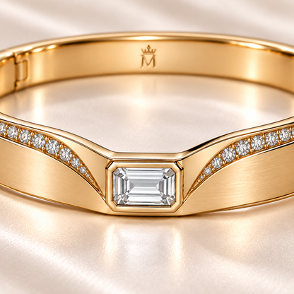 MISSISSI CROWNLINE lab-grown diamond bangle in yellow metal, rectangular center and graduated shoulder detail; design visualization