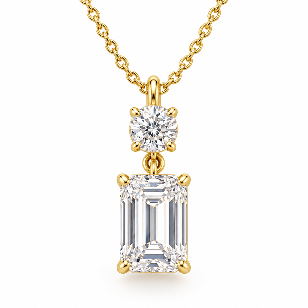 MISSISSI round and emerald-cut lab-grown diamond necklace in yellow gold, front design view with chain