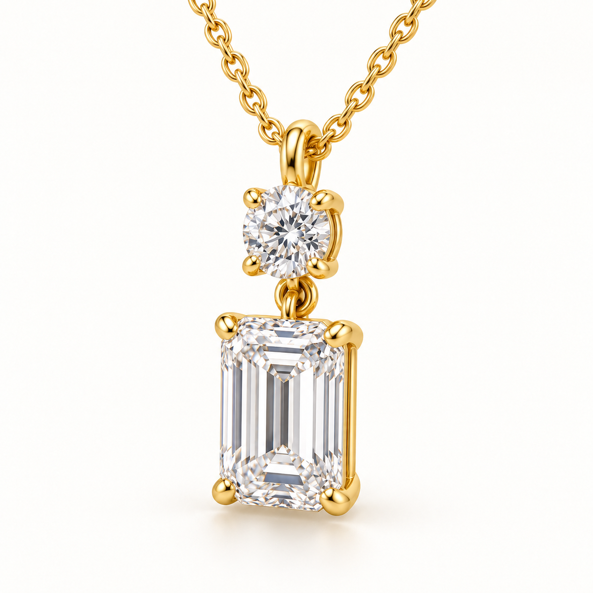 MISSISSI round and emerald-cut lab-grown diamond necklace in yellow gold, alternate pendant design view