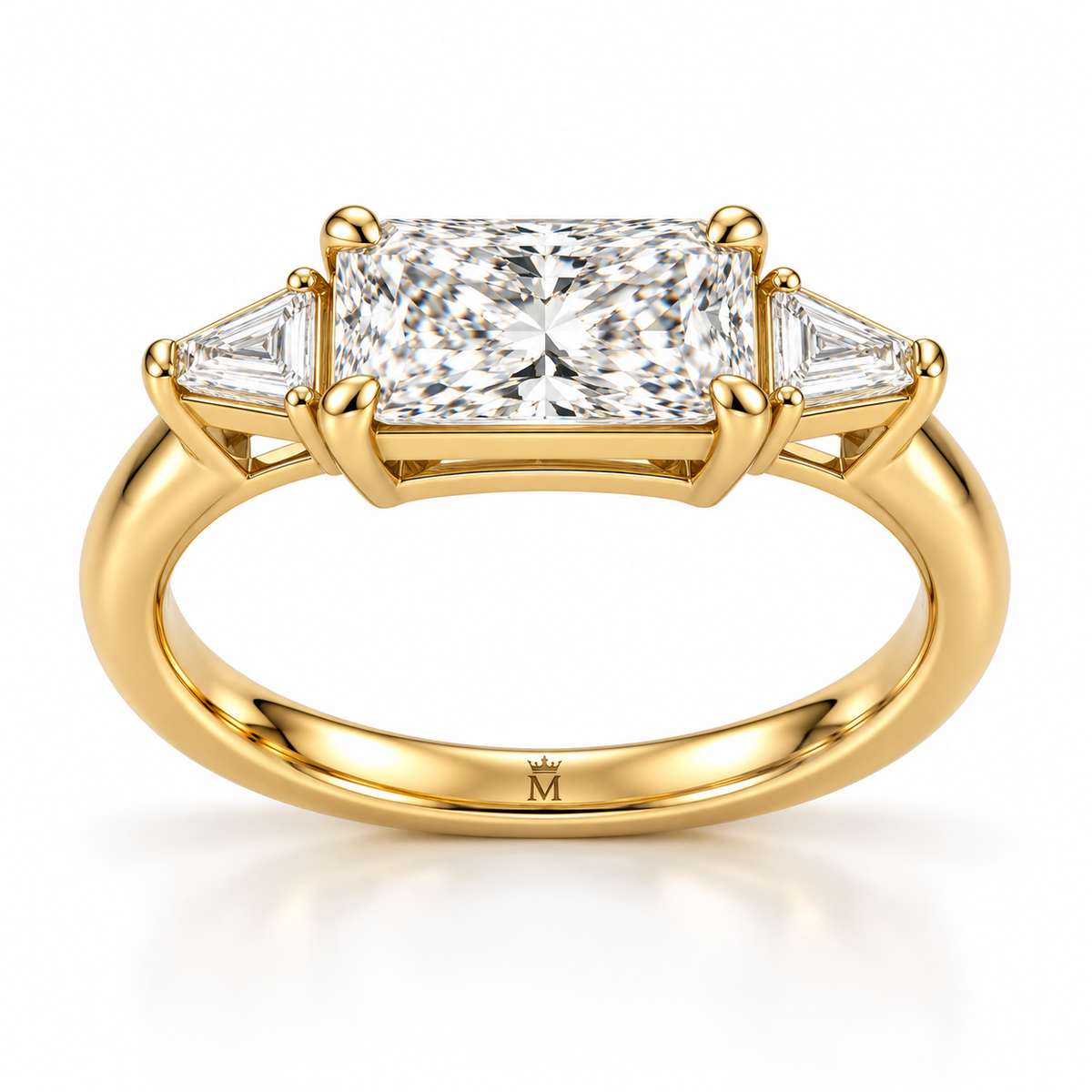 MISSISSI U03 east-west radiant lab-grown diamond three-stone ring in yellow gold, low view of the connected setting gallery; design visualization