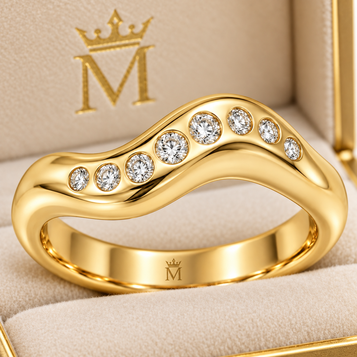 MISSISSI Vela 0.35 total carat lab-grown diamond wave ring in 14K yellow gold, macro view