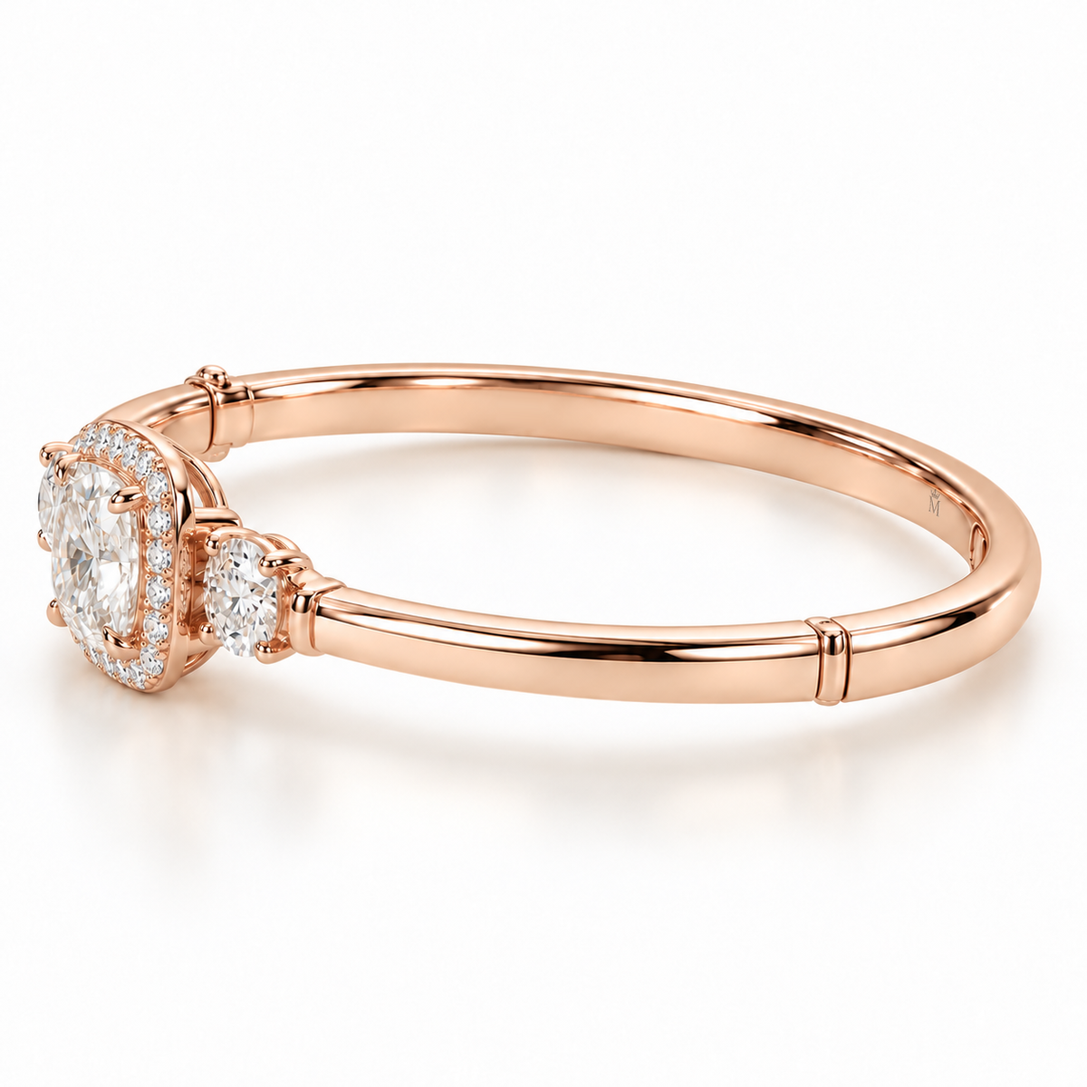 MISSISSI U11 cushion-cut lab-grown diamond halo closed oval bangle in 14K soft rose gold, side-profile, inner-band and clasp view, with one round diamond on each shoulder.