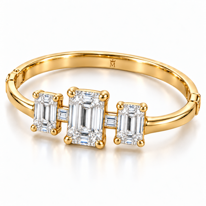 MISSISSI Emerald Ladder diamond oval bangle in yellow gold, three-quarter view
