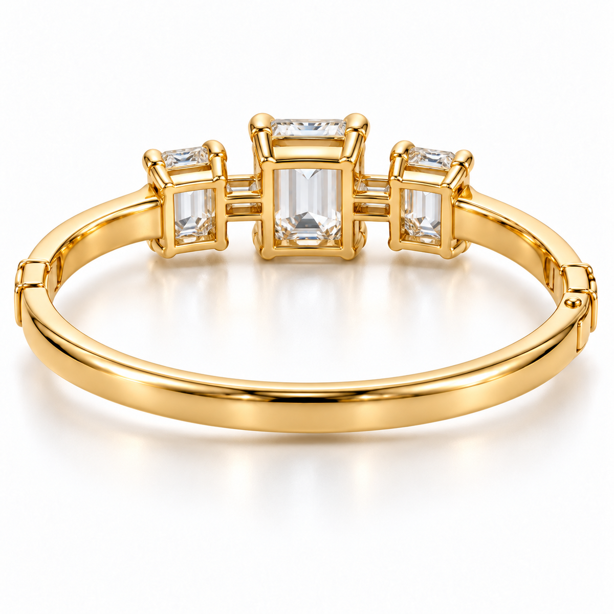 MISSISSI Emerald Ladder diamond oval bangle in yellow gold, rear setting structure
