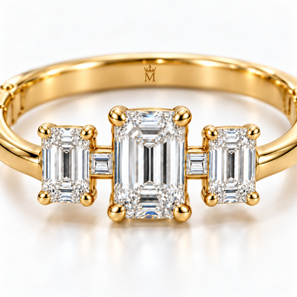 MISSISSI Emerald Ladder diamond oval bangle in yellow gold, diamond detail
